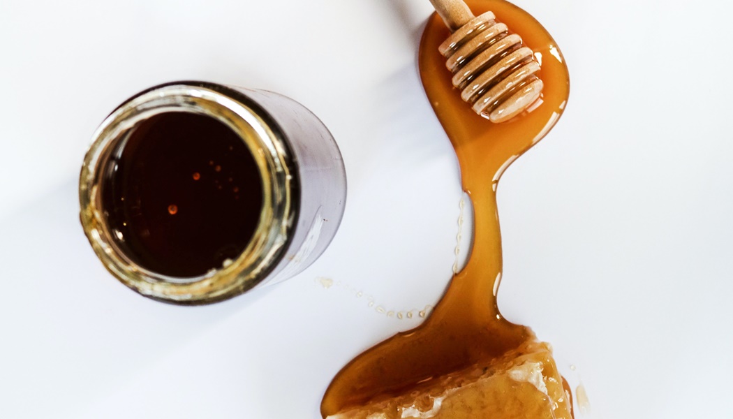 Remedios caseros con miel y sus beneficios